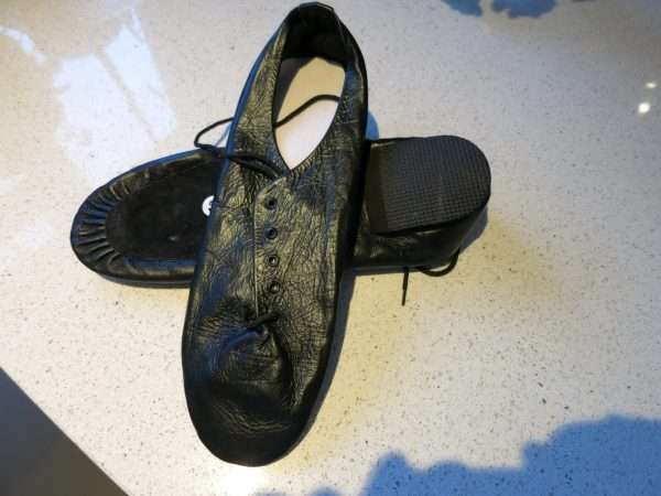 Black Leather - Split Sole Jazz Shoe - Child Size 8 To Youth 5.5
